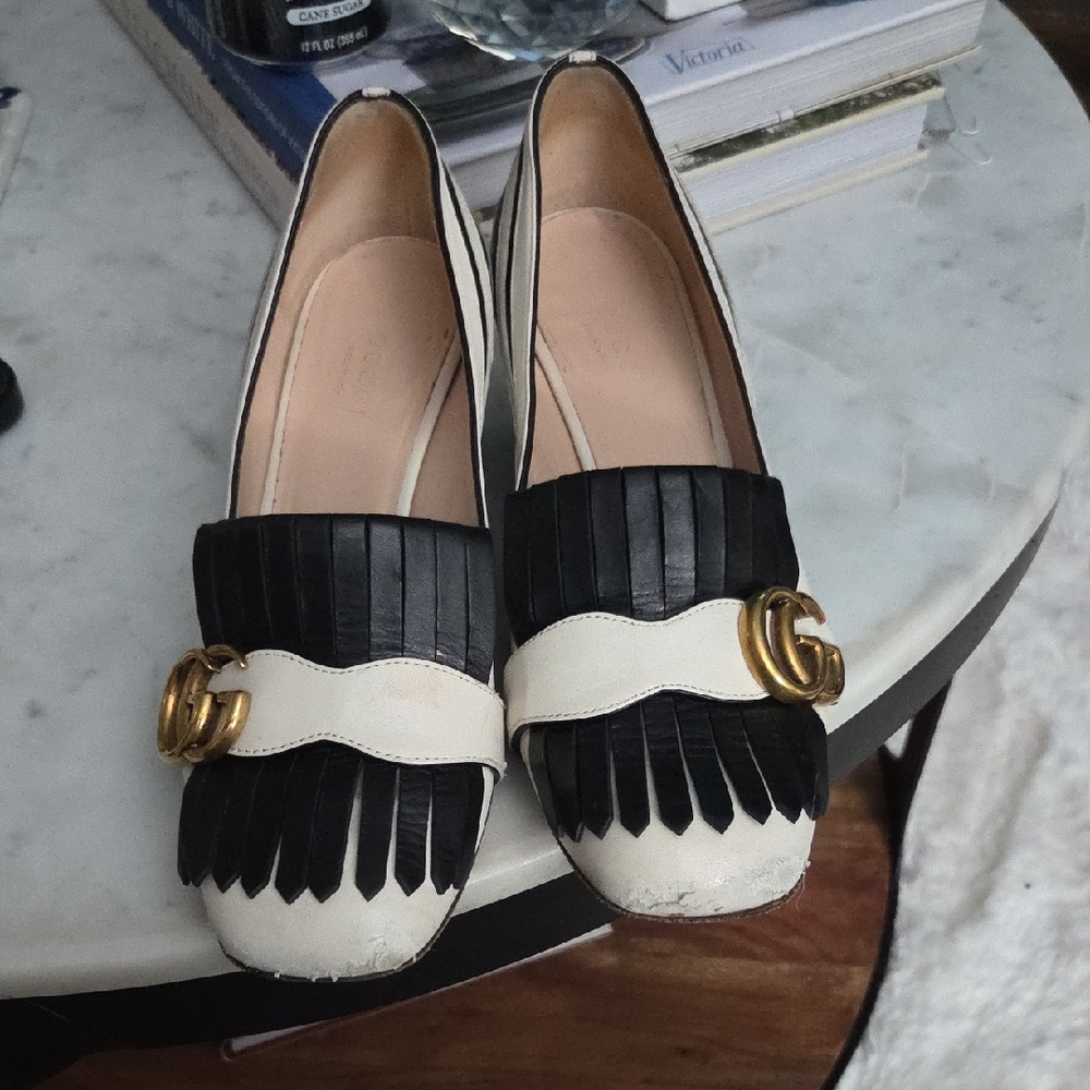 Gucci Zebra Women's Black and Cream Loafers with Gold Accent Sz 37, 2in Heel.